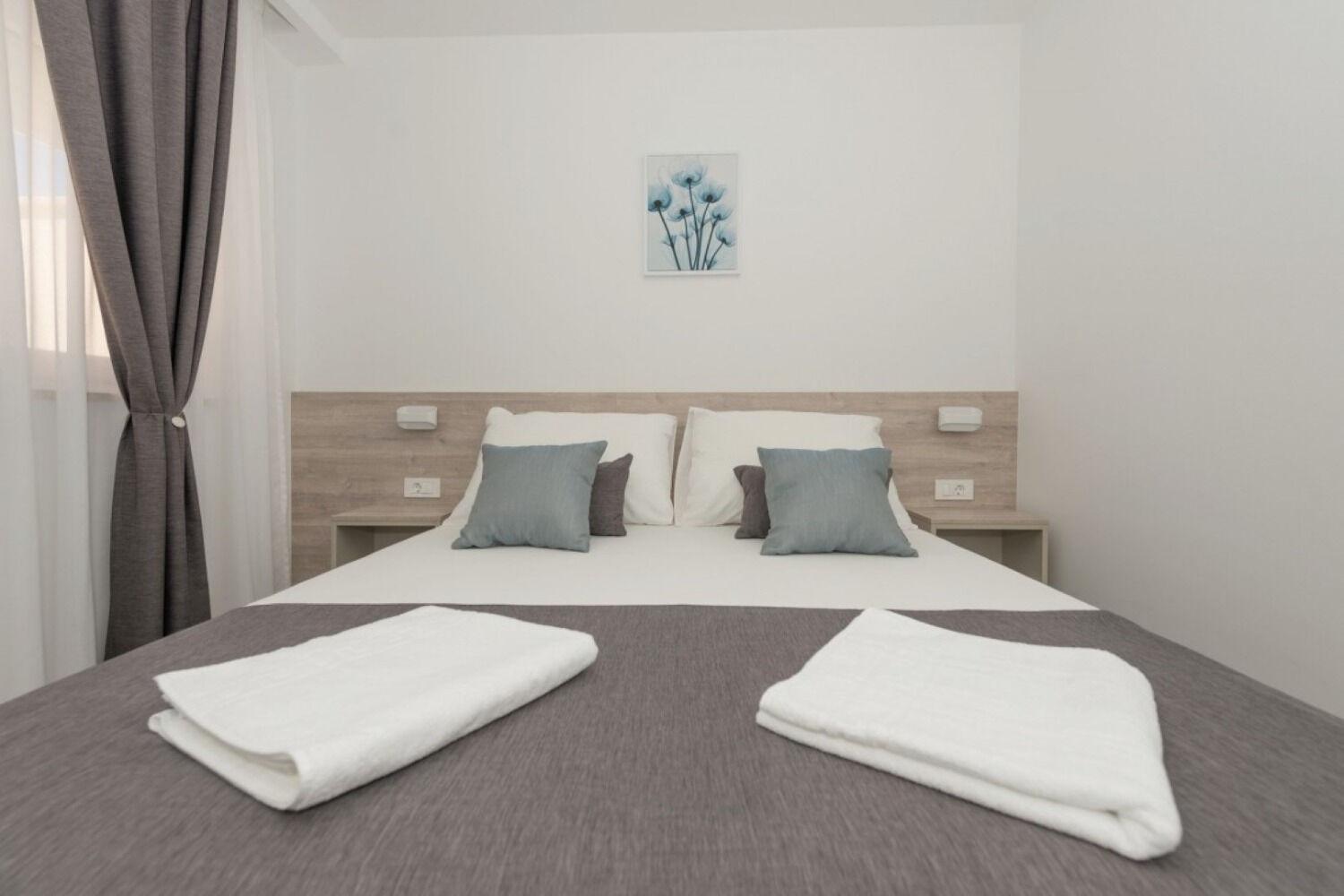 Apartments Mari - 40M From The Beach Makarska Eksteriør billede