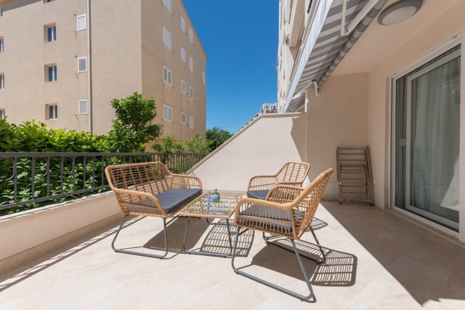 Apartments Mari - 40M From The Beach Makarska Eksteriør billede