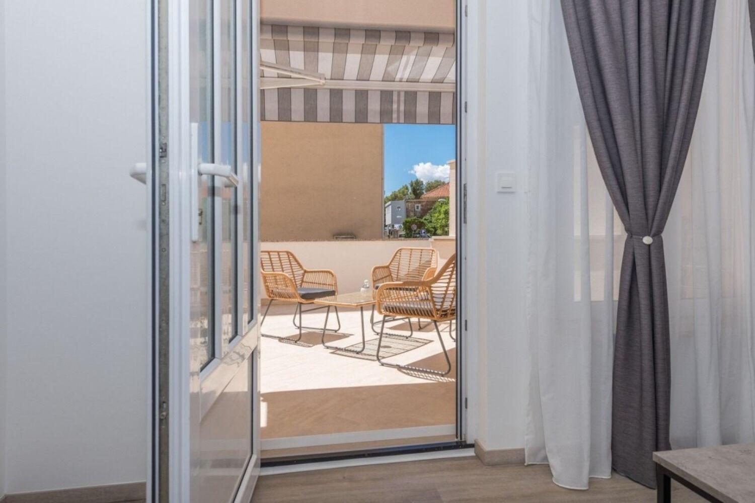 Apartments Mari - 40M From The Beach Makarska Eksteriør billede