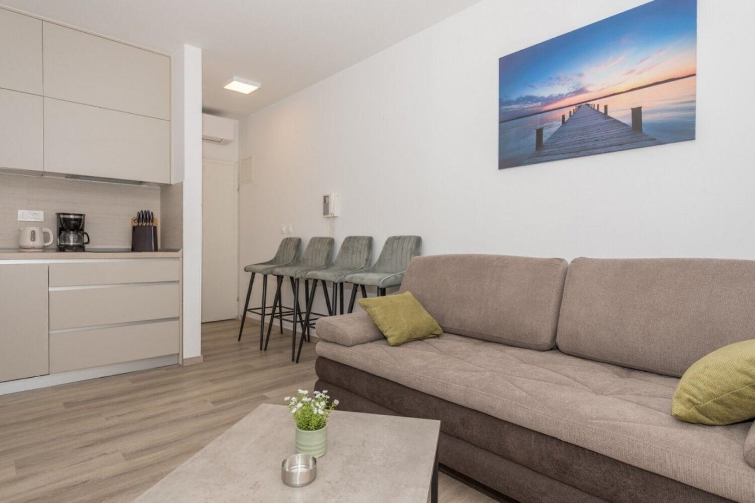 Apartments Mari - 40M From The Beach Makarska Eksteriør billede