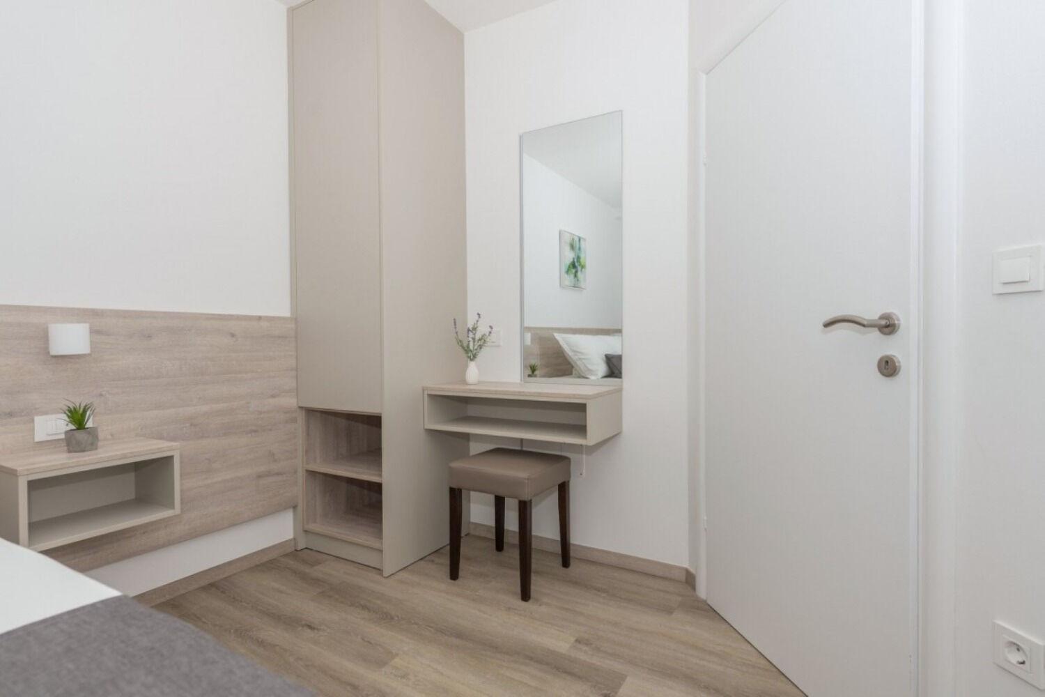 Apartments Mari - 40M From The Beach Makarska Eksteriør billede