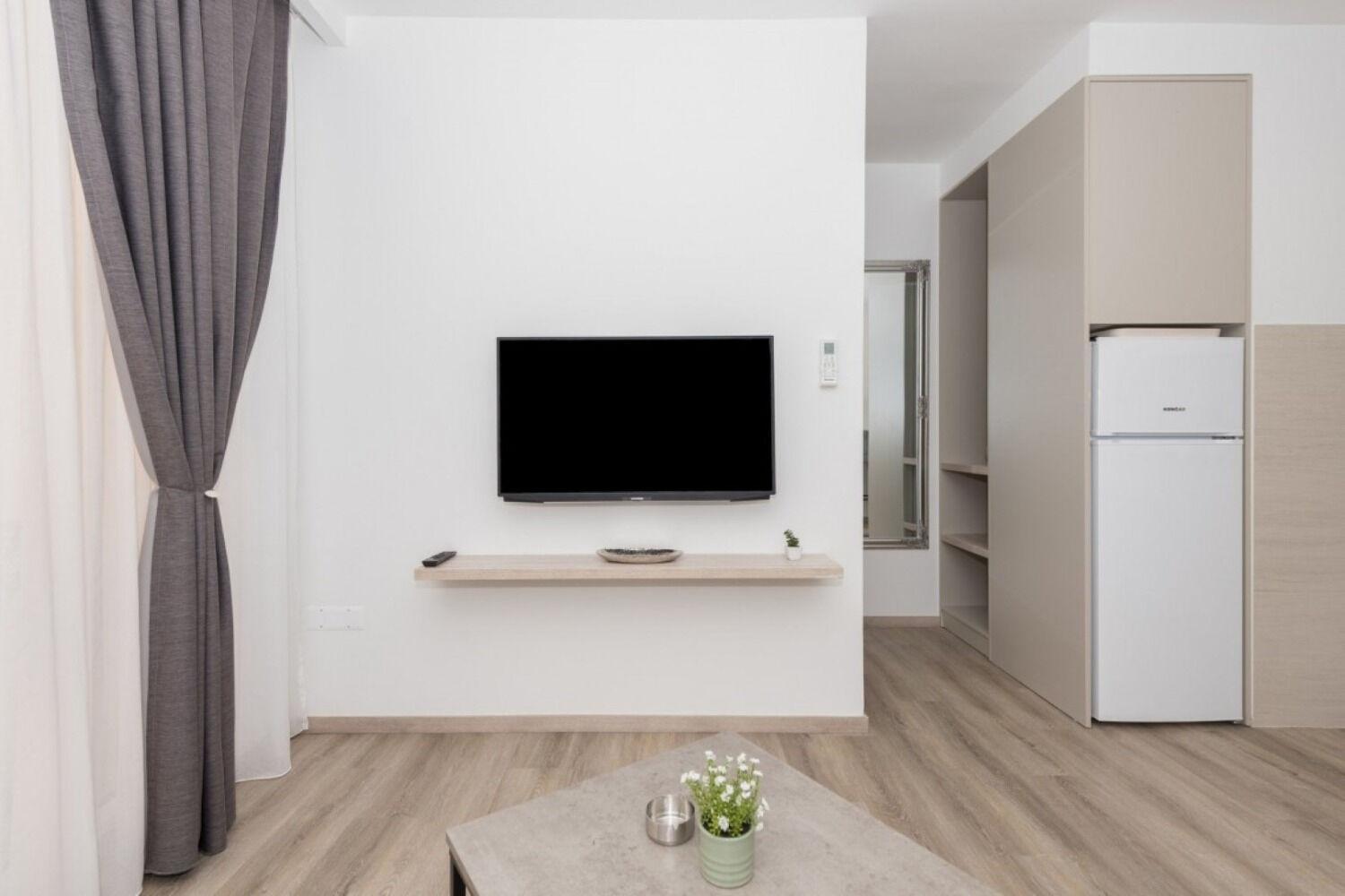 Apartments Mari - 40M From The Beach Makarska Eksteriør billede