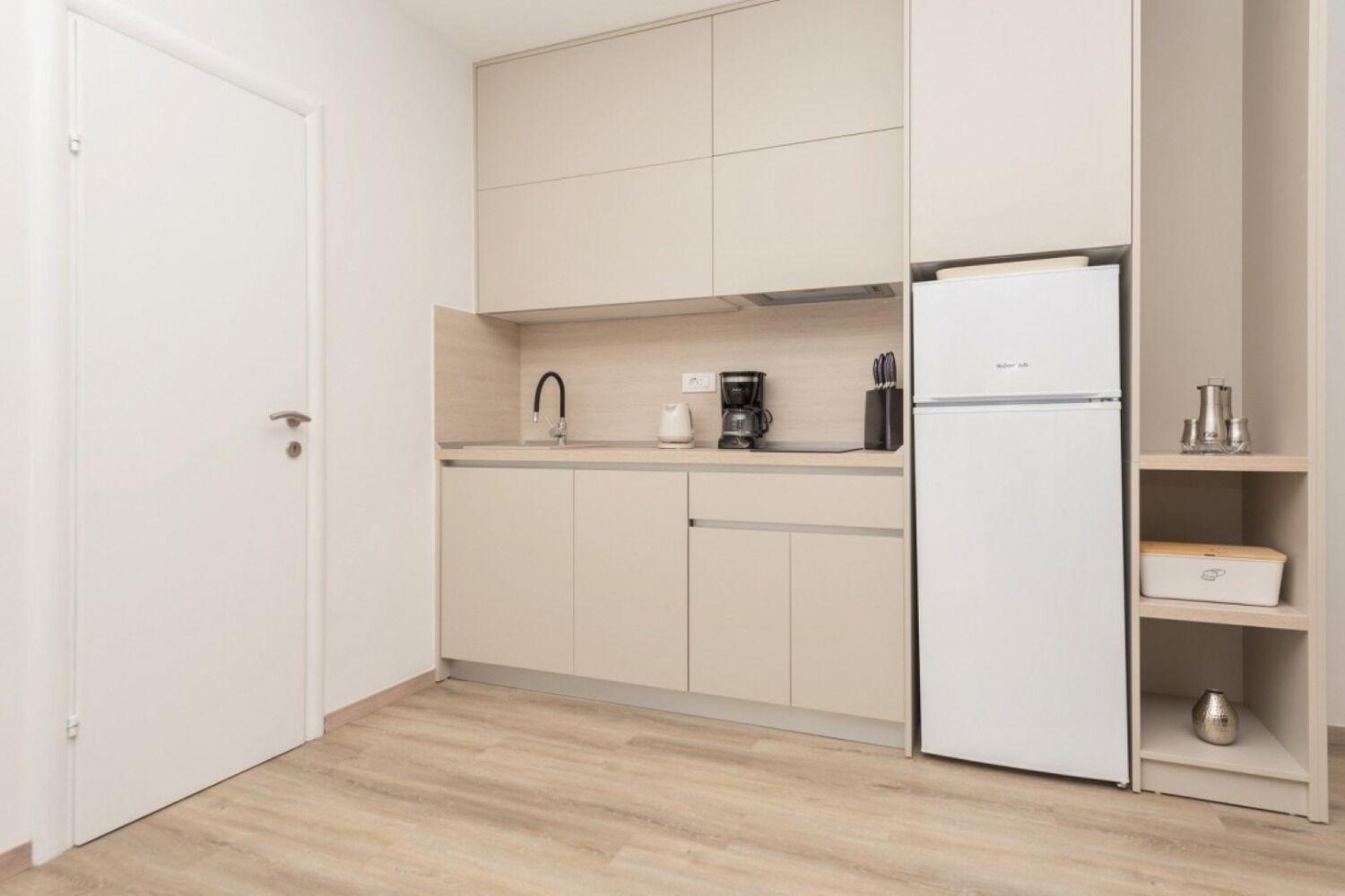 Apartments Mari - 40M From The Beach Makarska Eksteriør billede